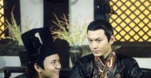 阎王闺女吃瓜顾家,揭秘神秘家族的温馨日常